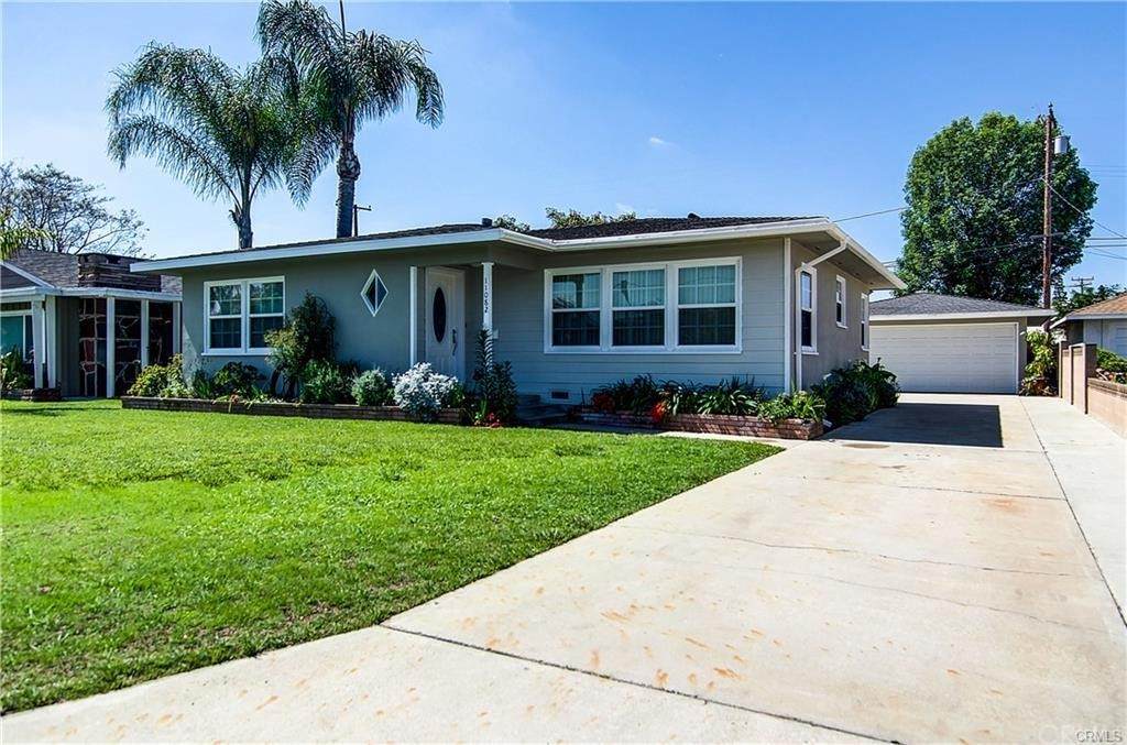 11082 Sherman Avenue - Photo 1