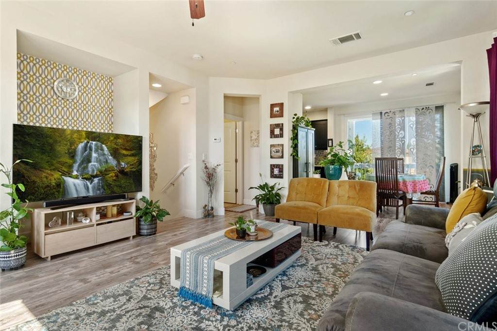 908 Arietta Drive - Photo 1