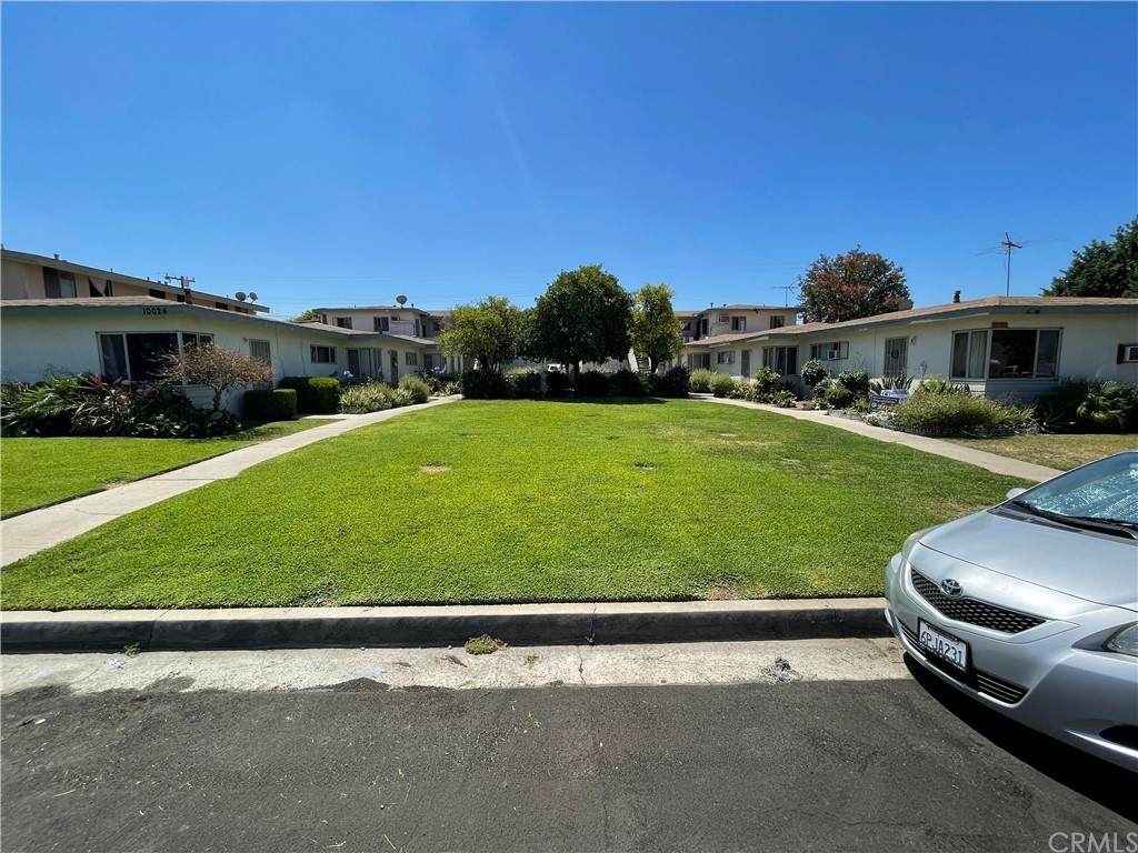10024100 Ben Hur Avenue - Photo 1