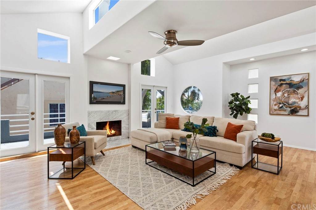 518 11th Street - Photo 1
