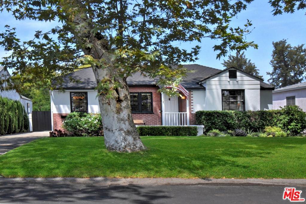6147 Simpson Avenue - Photo 1