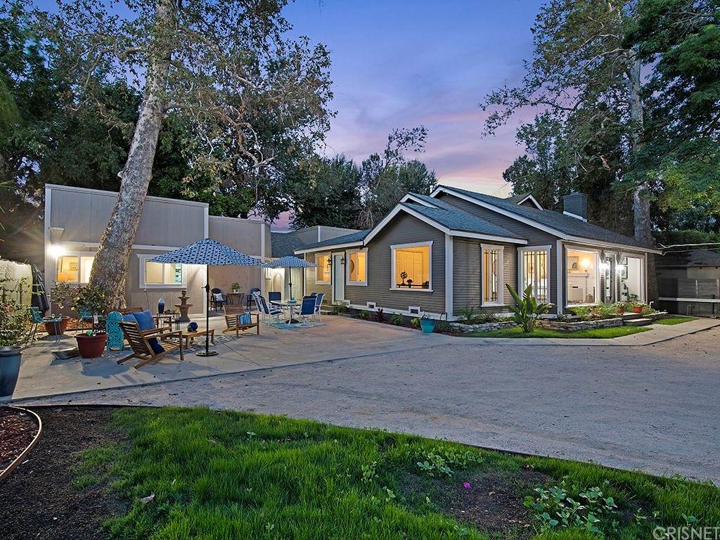 12709 Kling Street - Photo 1