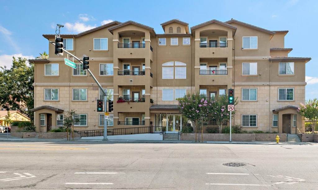 88 Jackson Avenue - Photo 1