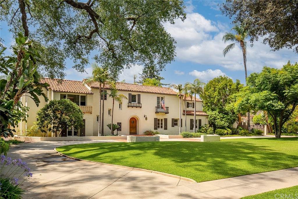 1470 California Boulevard - Photo 1
