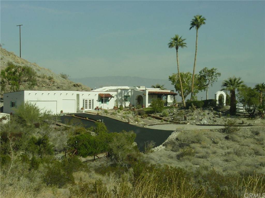 48600 Coyote Road - Photo 1