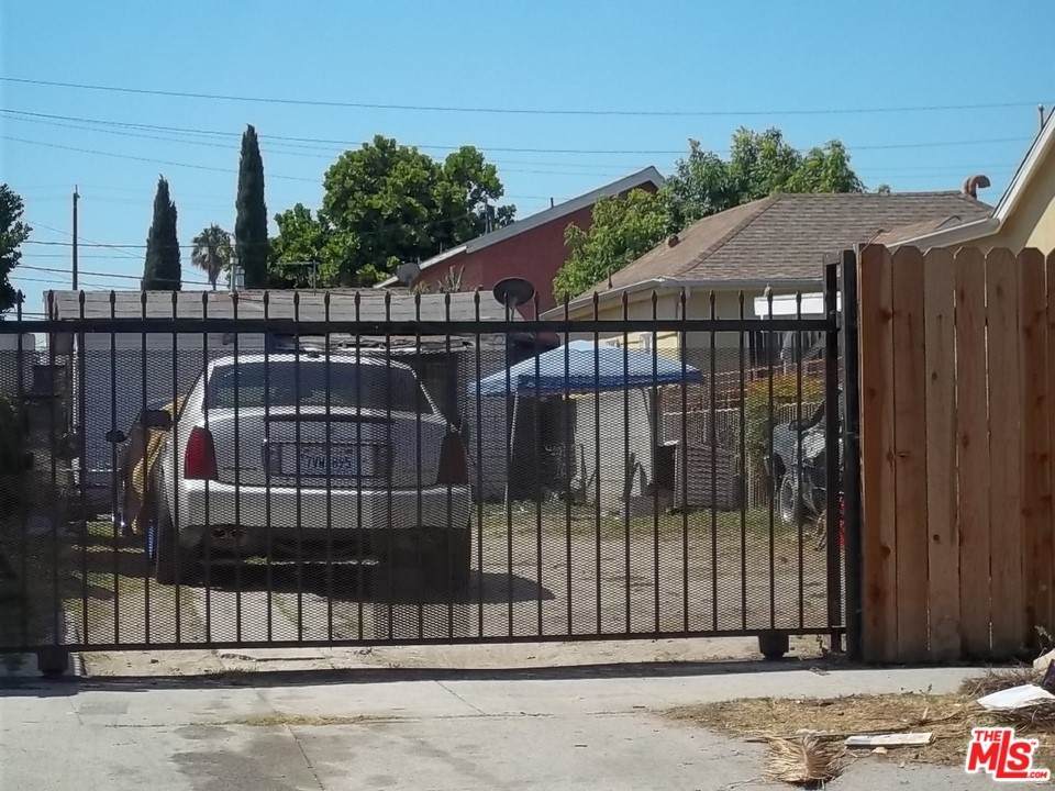1774 37Th Place - Photo 1