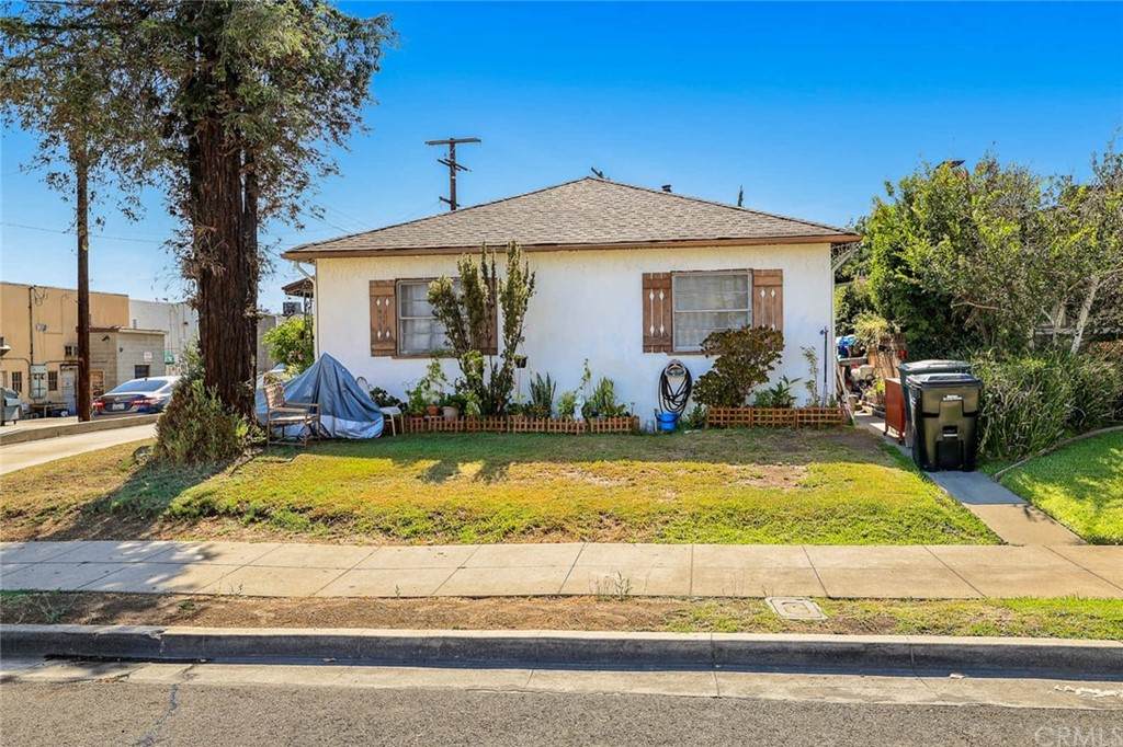 107 Cresta Avenue - Photo 1