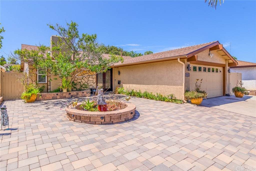 8131 Santa Arminta Avenue - Photo 1