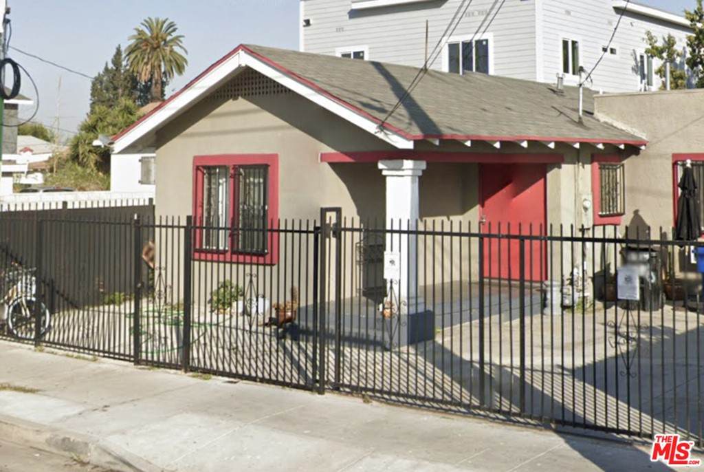 1109 Exposition Boulevard - Photo 1