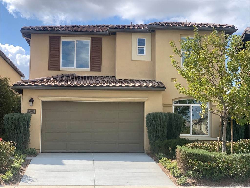 38313 Brookdale Way - Photo 1