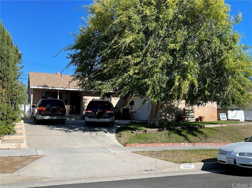 14822 Rayfield Drive - Photo 1