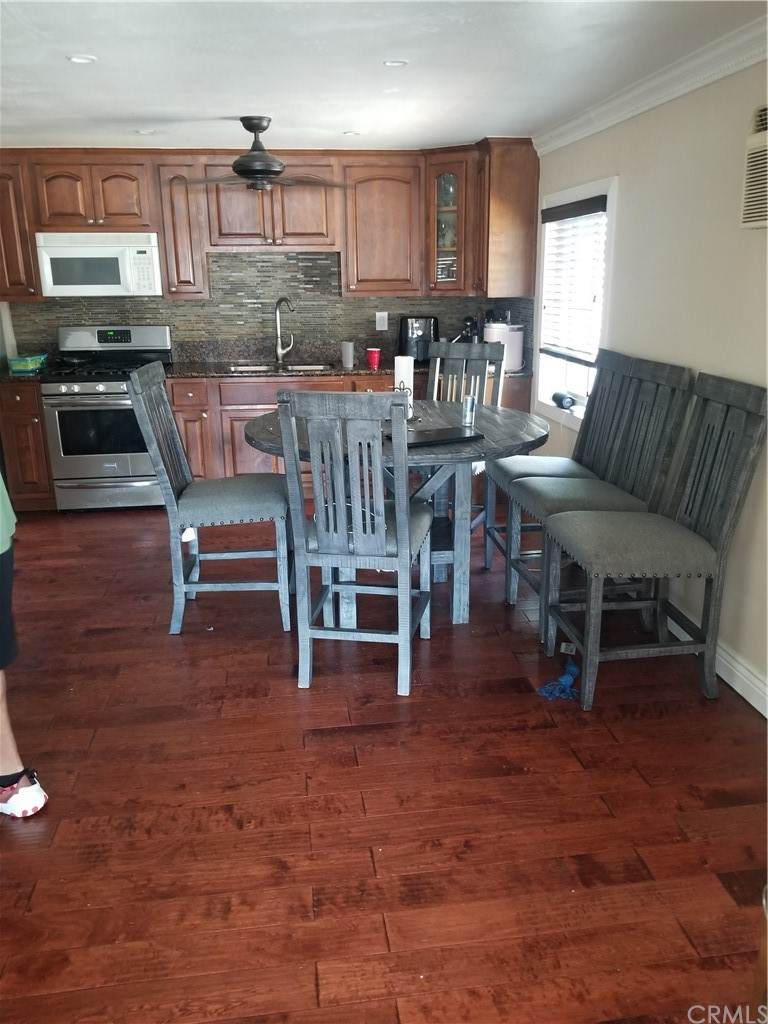 13649 Earnshaw Avenue - Photo 1