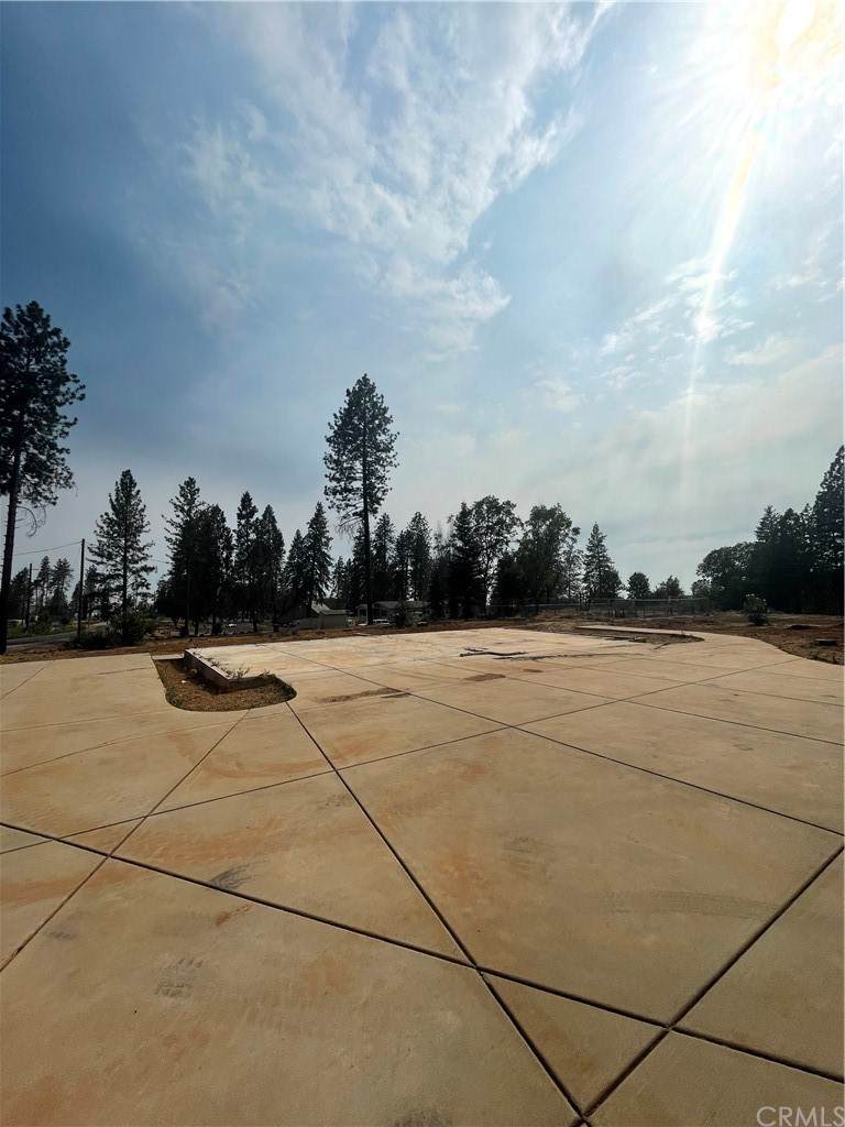 4972 Malibu Drive - Photo 1
