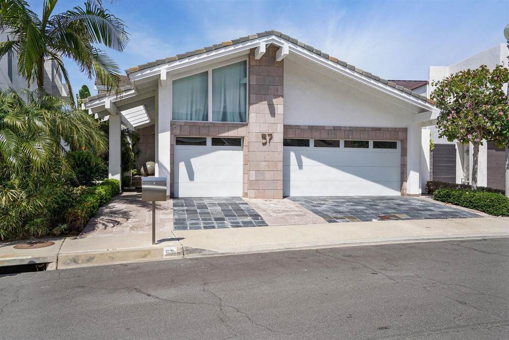 57 Blue Anchor - Photo 1