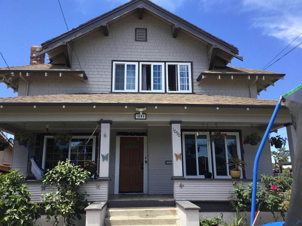 1090 Powell Street - Photo 1