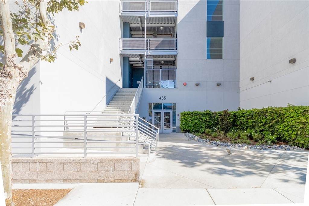 435 Center Street Promenade - Photo 1