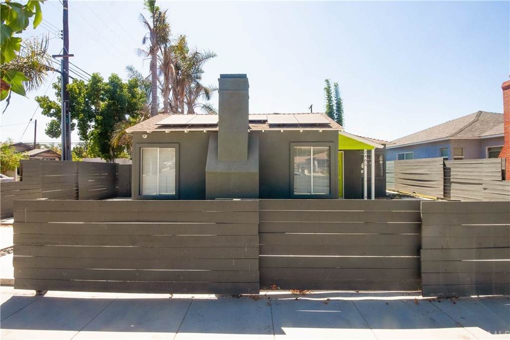 2405 Earl Avenue - Photo 1