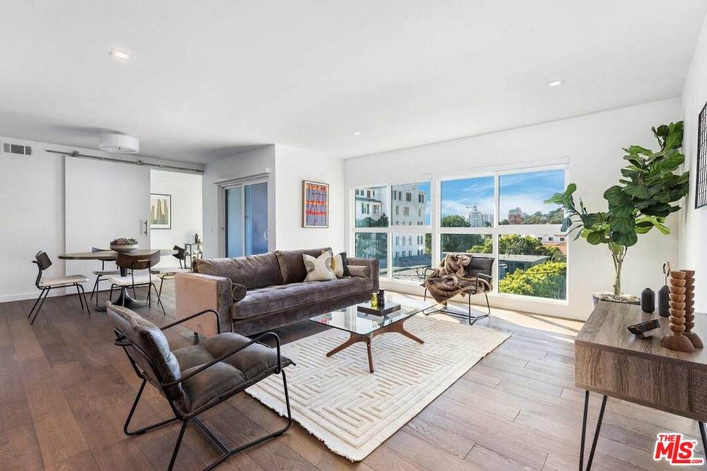 1425 Crescent Heights Boulevard - Photo 1