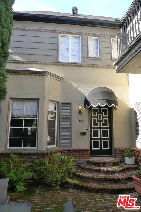 207 El Camino Drive - Photo 1