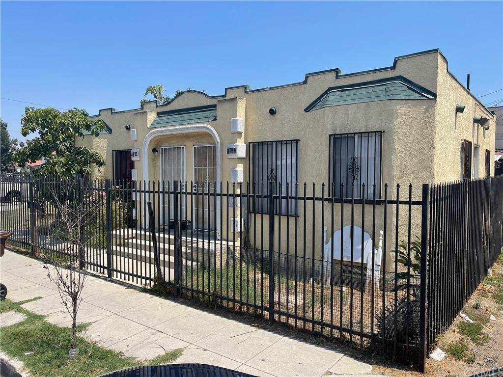 1012 Willow Avenue - Photo 1