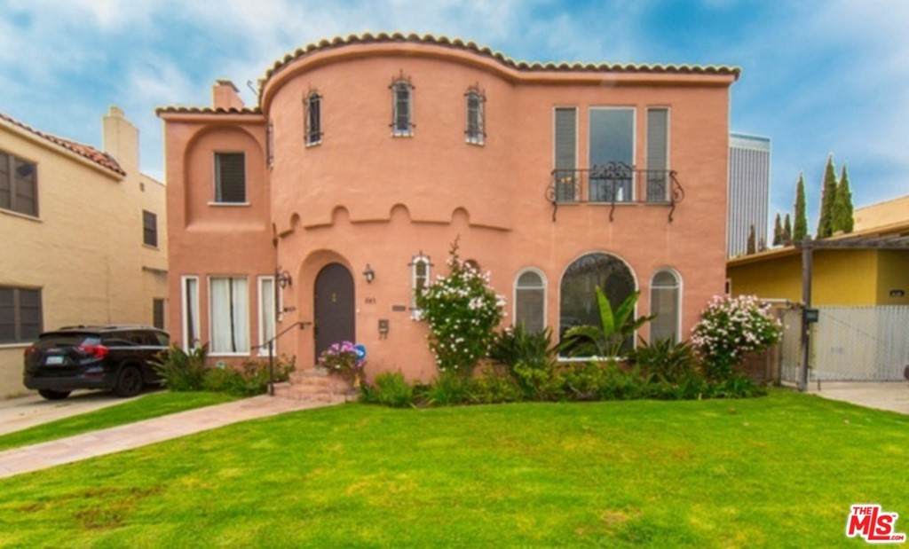 843 Curson Avenue - Photo 1