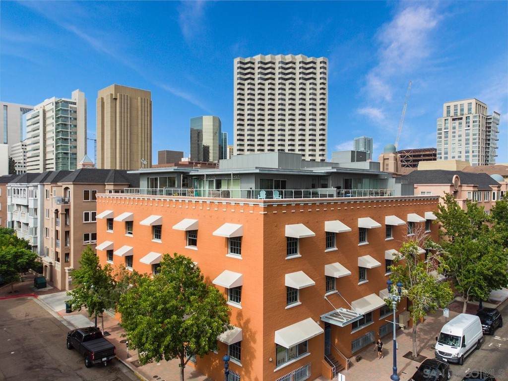 448 Market Street - Photo 1