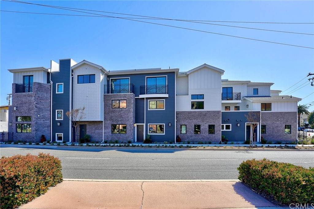 806 Catalina Avenue - Photo 1
