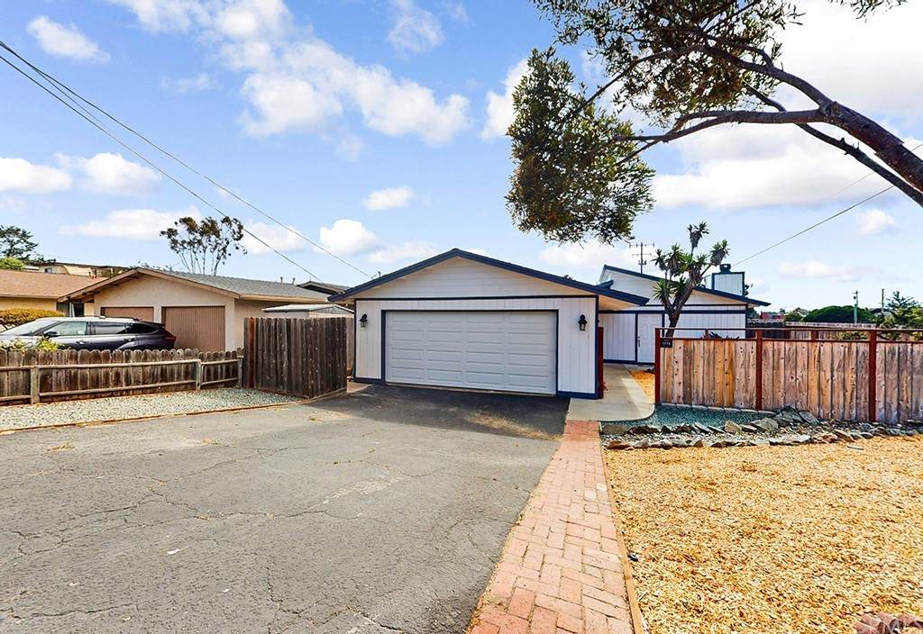 1194 16th Street - Photo 1