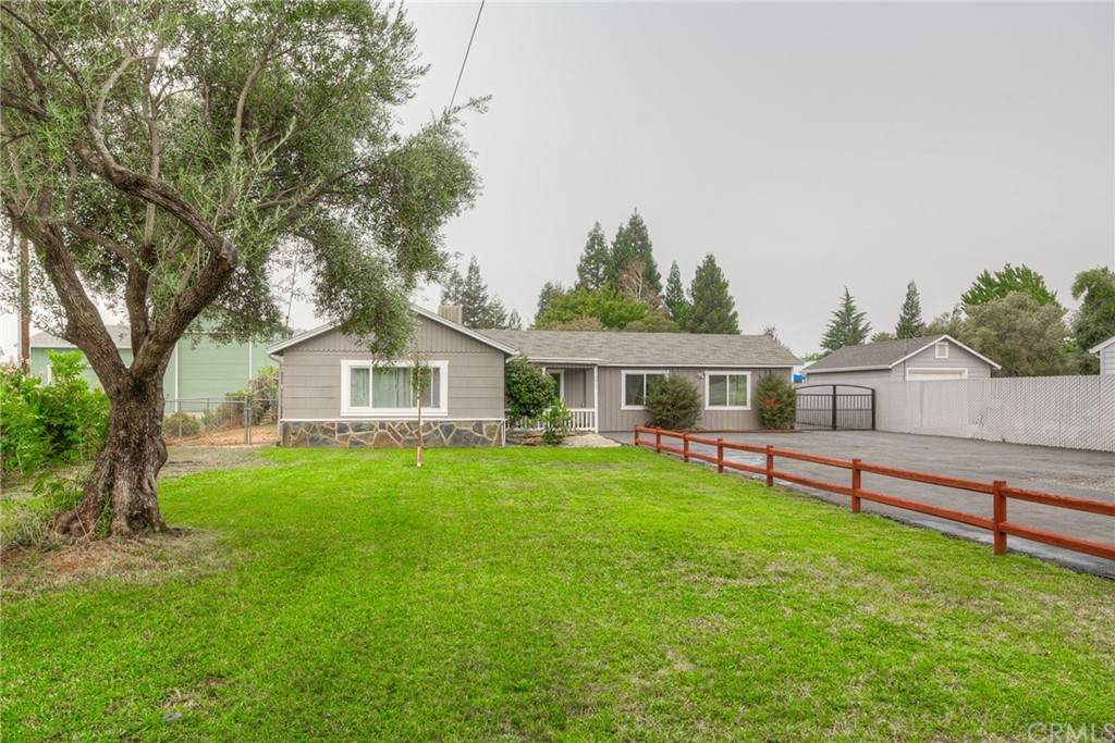 1671 10th Street - Photo 1