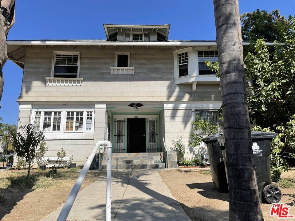 1210 Magnolia Avenue - Photo 1