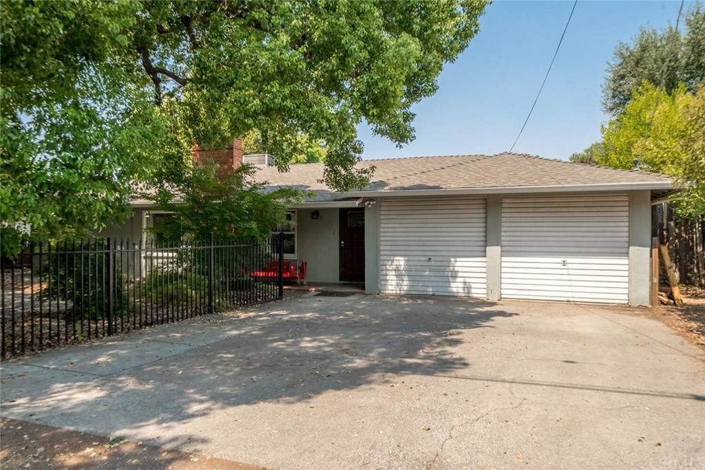 276 Connors Avenue - Photo 1