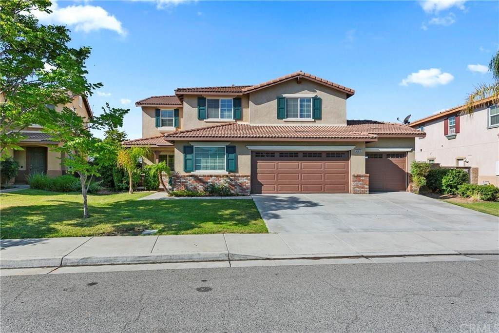 45015 Sonia Drive - Photo 1