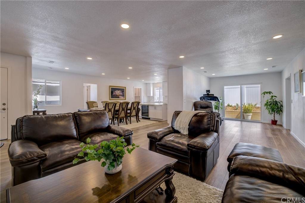 10134 Rosin Avenue - Photo 1