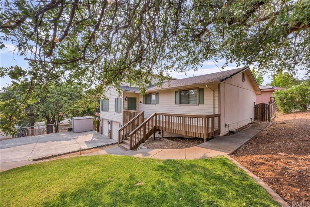 18933 Deer Hill Road - Photo 1
