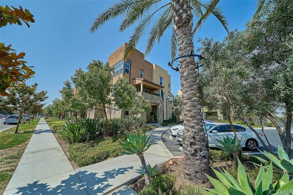 5835 Rostrata Avenue - Photo 1