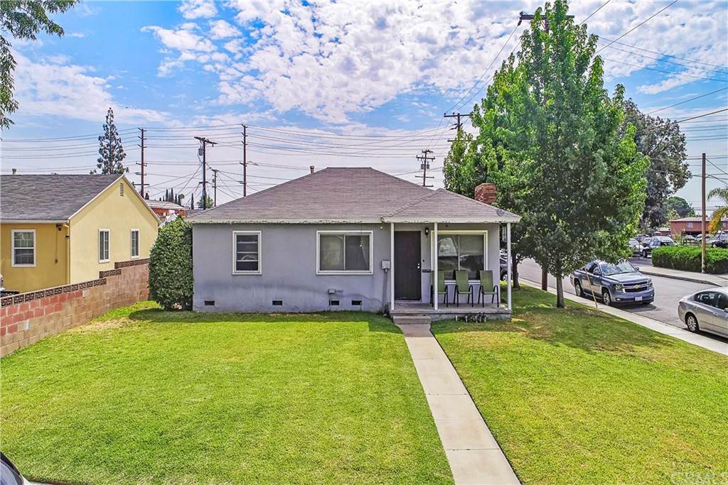 4302 Elrovia Avenue - Photo 1