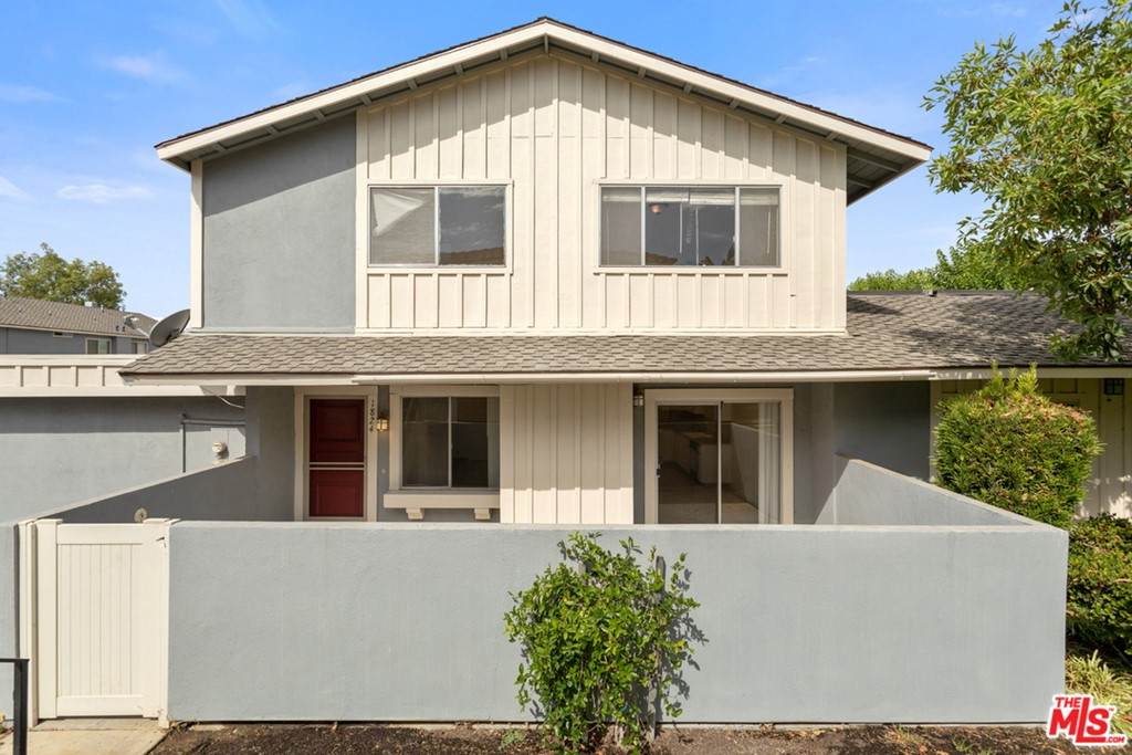 1824 Avenida De Las Flores - Photo 1