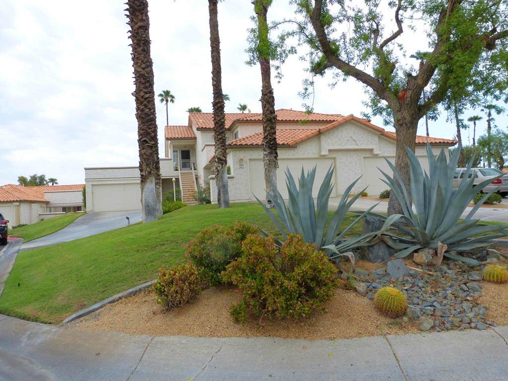 264 Desert Falls Drive - Photo 1