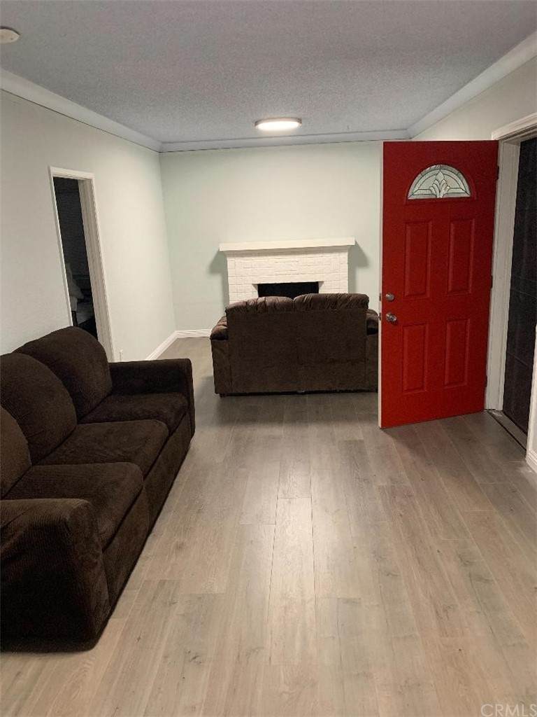 9413 Hobart Blvd - Photo 1