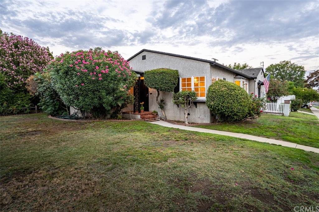 736 Roses Road - Photo 1