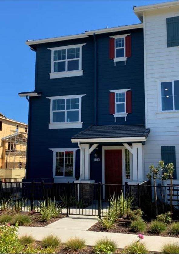 315 Pear Tree Terrace - Photo 1