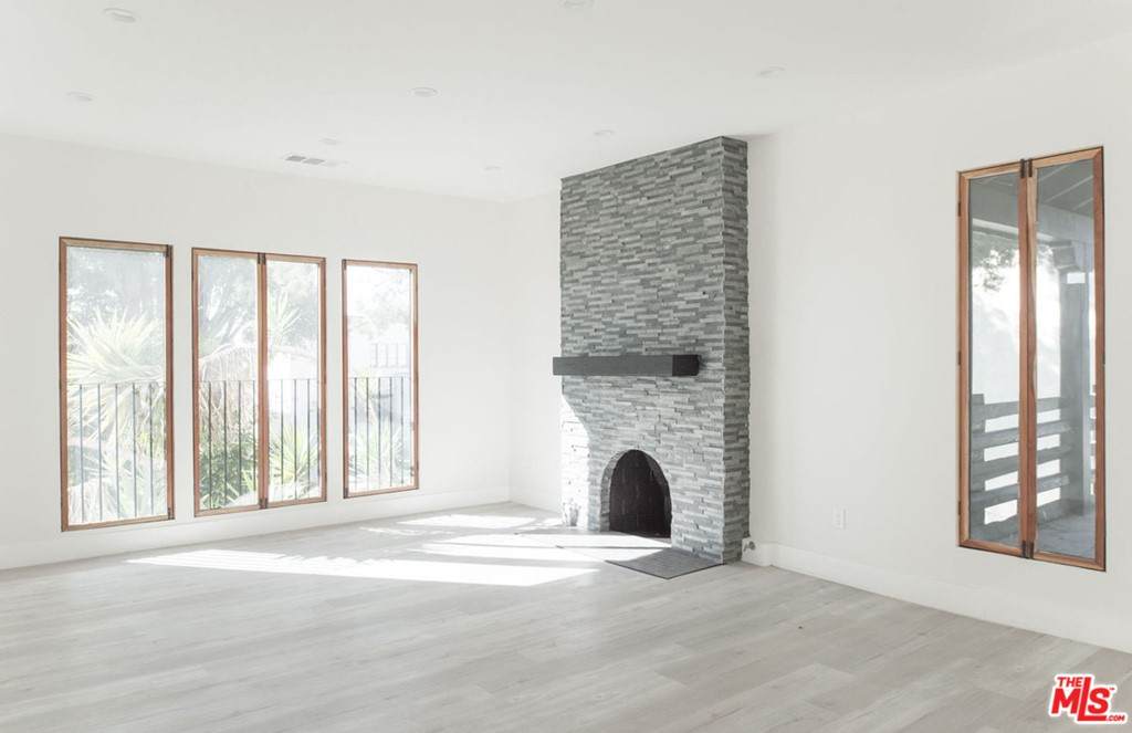 8575 Horner Street - Photo 1