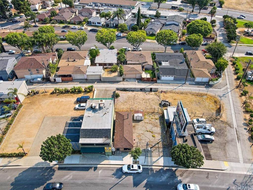2637 Beverly Boulevard - Photo 1