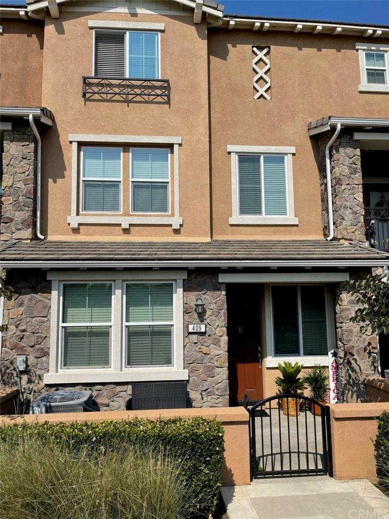 409 Penelope Drive - Photo 1