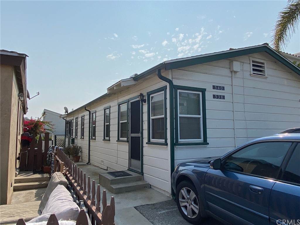538 Loma Drive - Photo 1