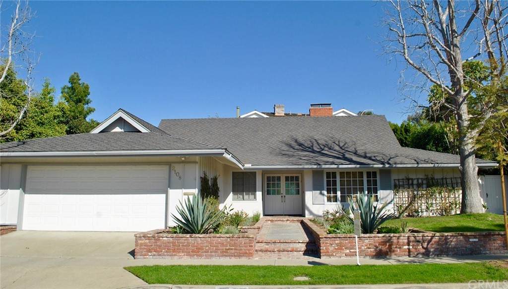 2108 Aralia Street - Photo 1