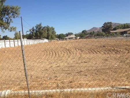 0 Eucalyptus Ave - Photo 1