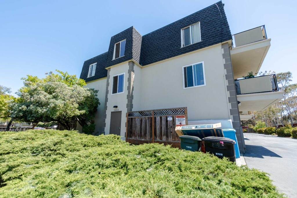 3050 Los Prados Street - Photo 1