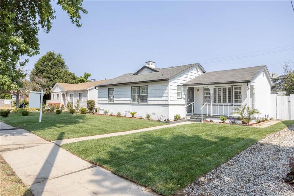 16521 Plummer Street - Photo 1