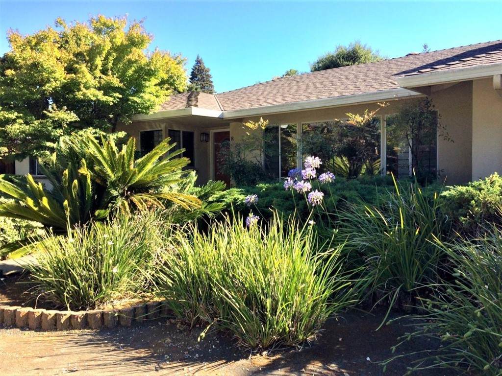 878 Northampton Drive - Photo 1